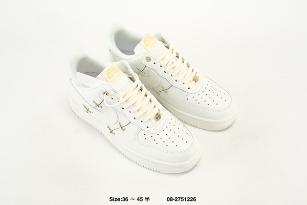 ナイキ靴着用イメージ